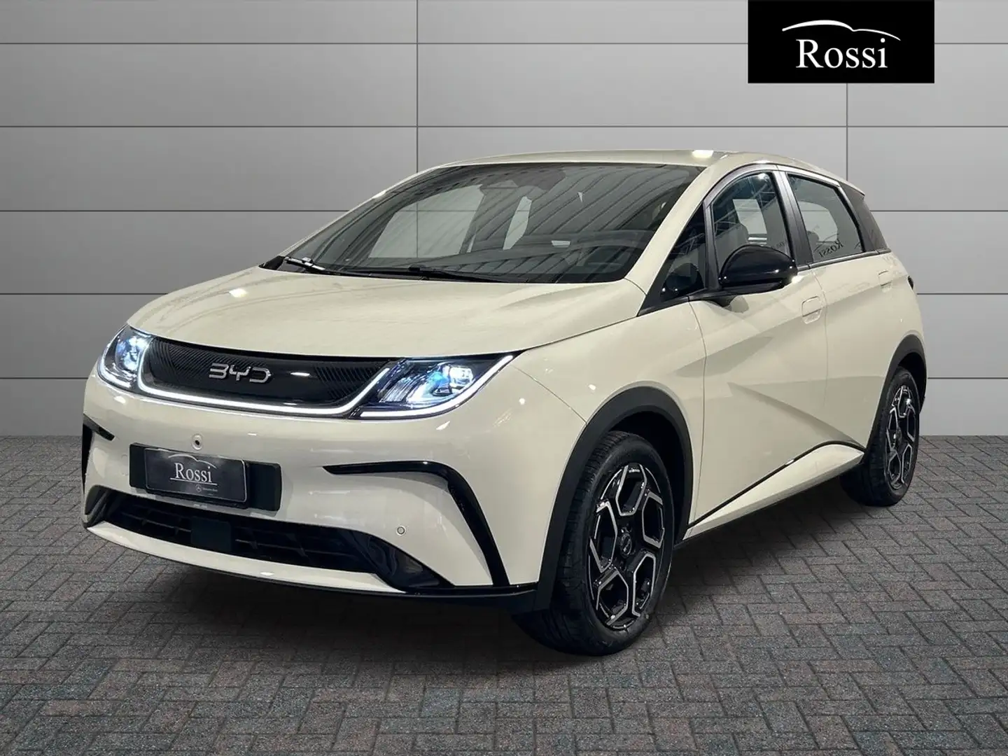 BYD Dolphin 2025 Comfort Bílá - 1