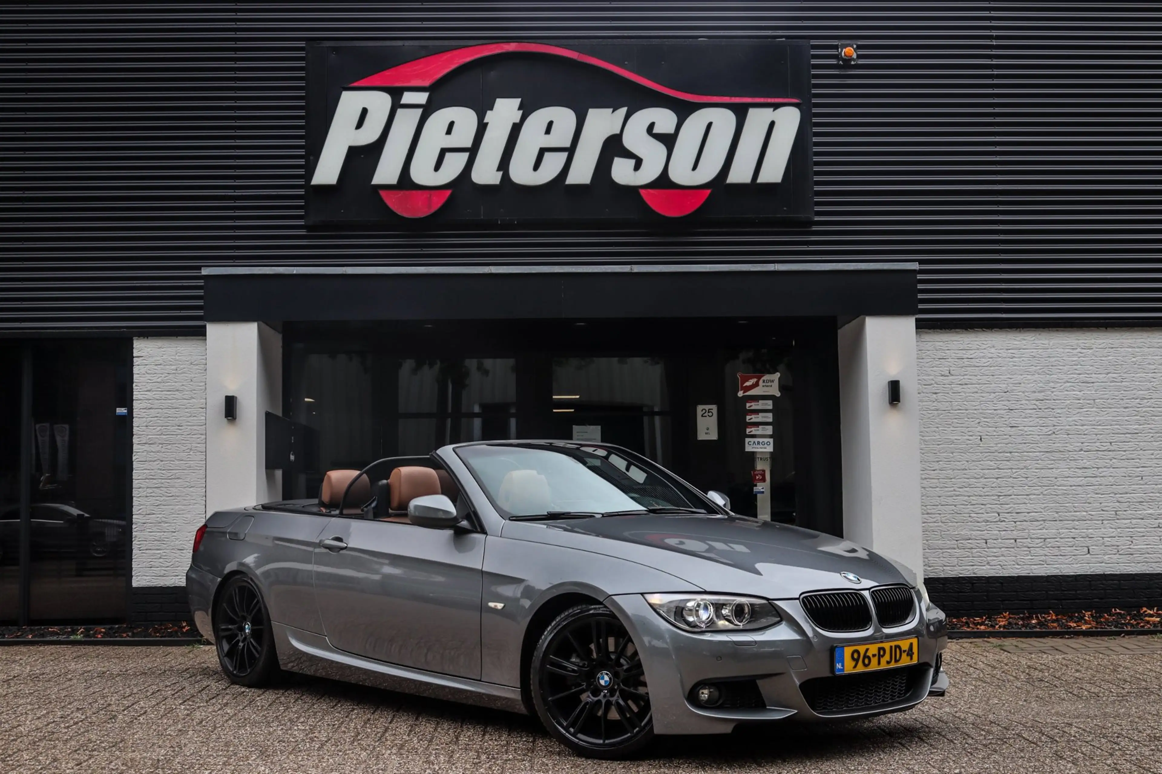 BMW 325 3-serie Cabrio 325i M-Pakket NAP MEMORY LEDER TREK