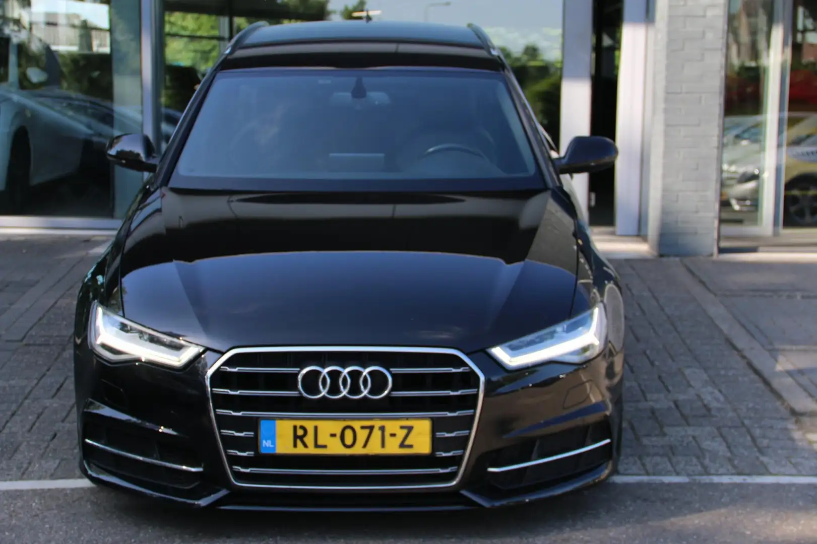 Audi A6 Avant 1.8 TFSI ultra S-LINE NL-AUTO NAP! Zwart - 2