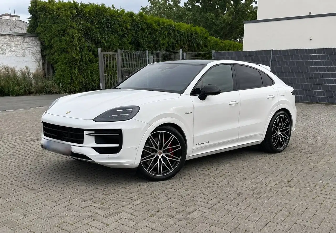 Porsche Cayenne S Coupé E-Hybrid Black Edition