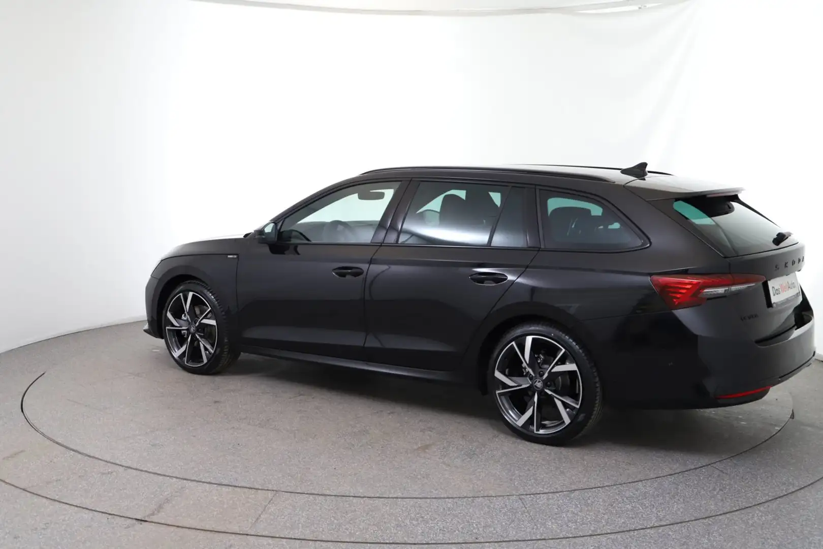 Skoda Octavia Sportline TDI DSG Schwarz - 2