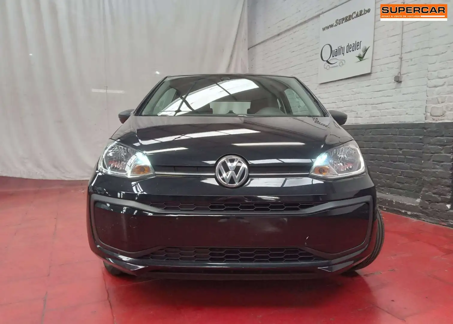 Volkswagen up! 1.0i Comfort * A/C * V/E * 187 €  X 42 /Mois Noir - 2