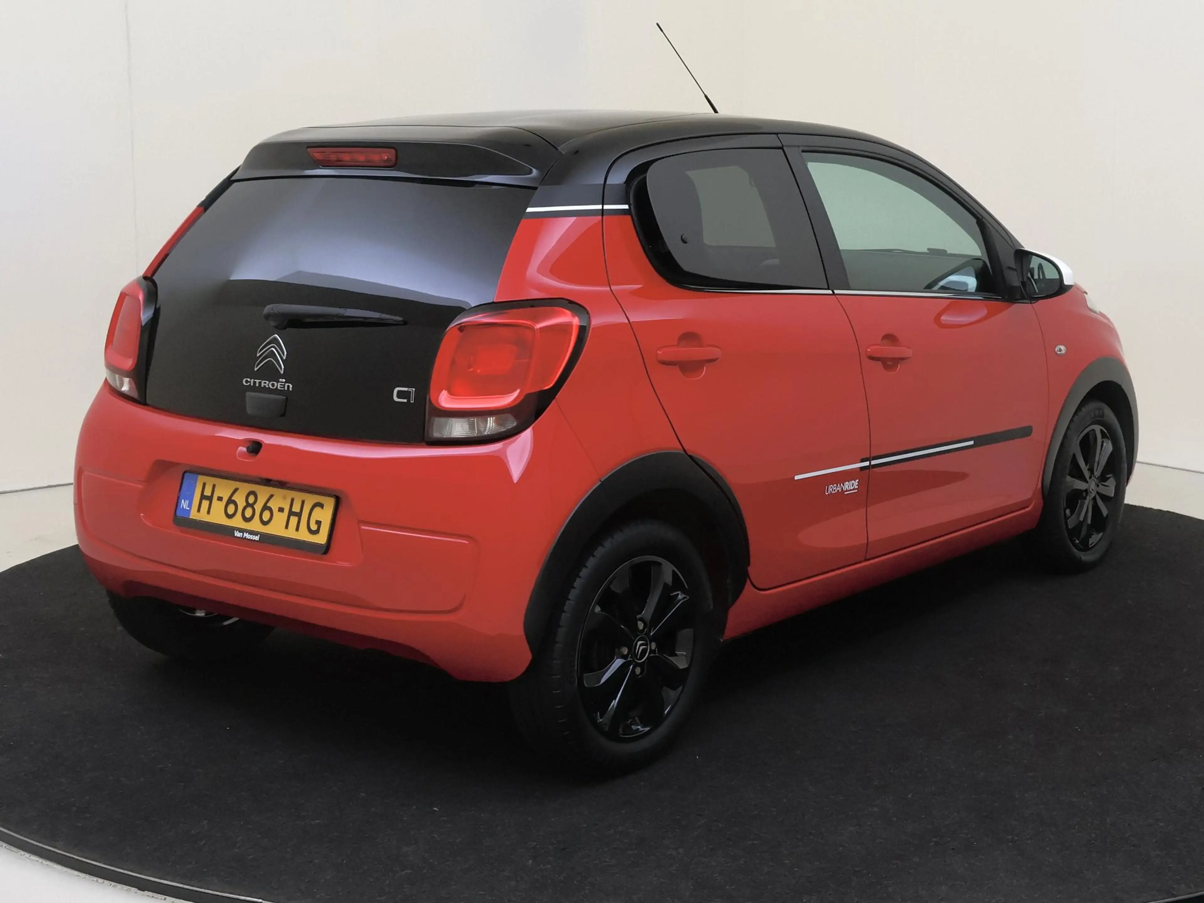 Citroen C1 1.0 VTi Urban Ride | Parkeercamera Achter | Licht — photo 7