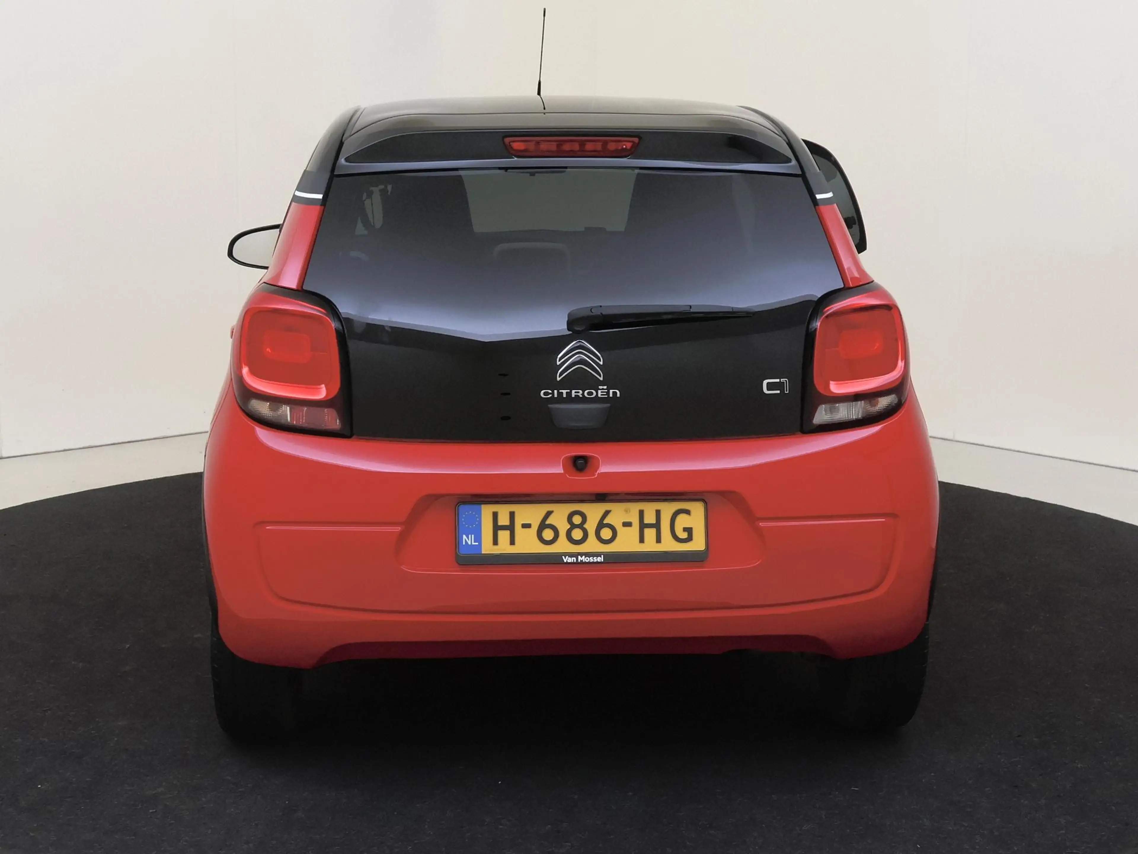 Citroen C1 1.0 VTi Urban Ride | Parkeercamera Achter | Licht — photo 6