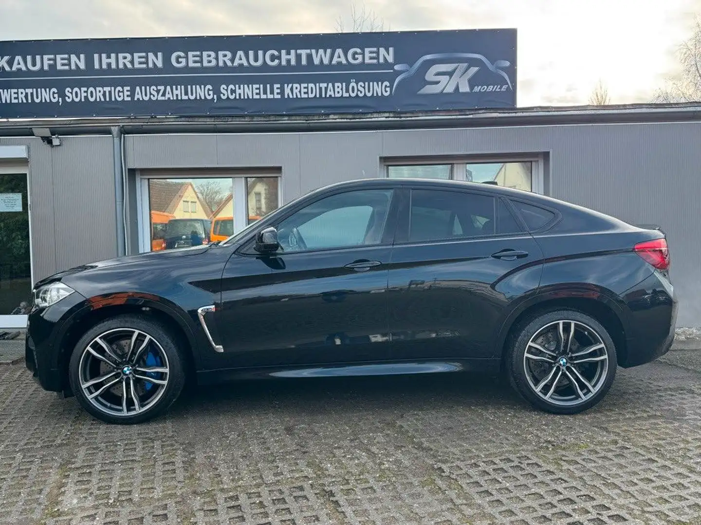BMW X6 M 1HAND*B&O High-End*VollSer*StHz*LED*HUp*TOP Negru - 2
