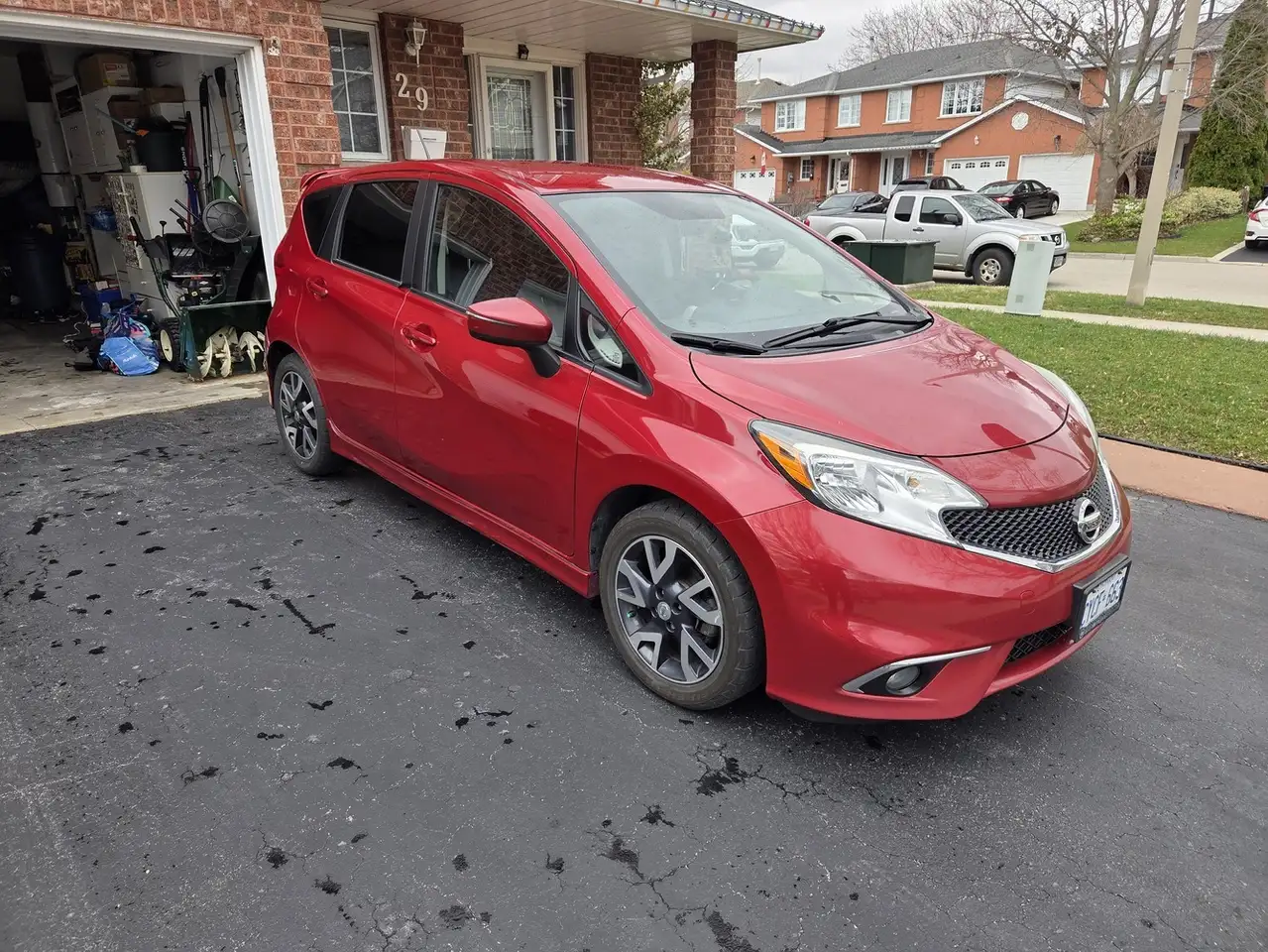 Nissan Note снимка Nissan Note