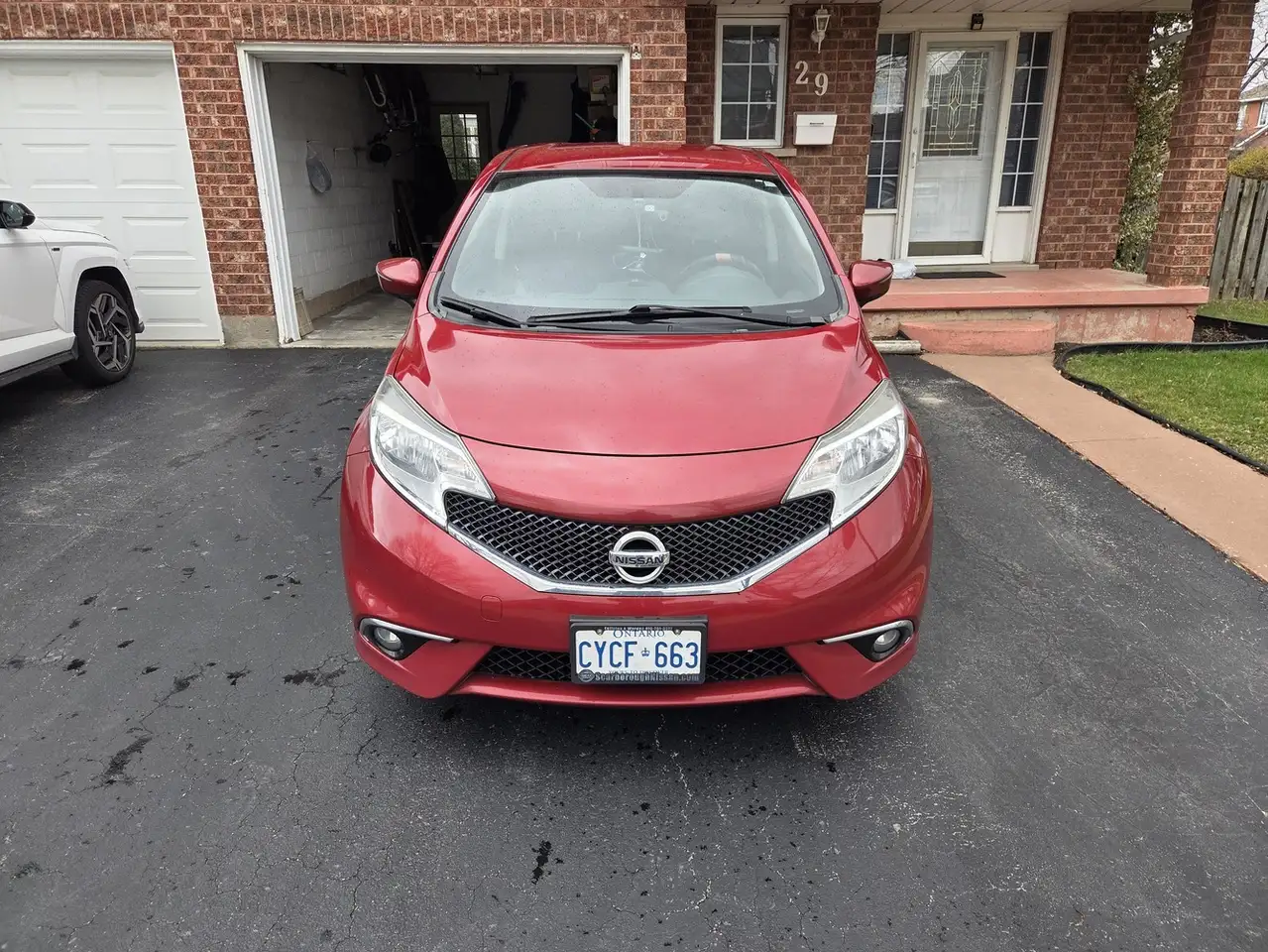 Nissan Note снимка Nissan Note