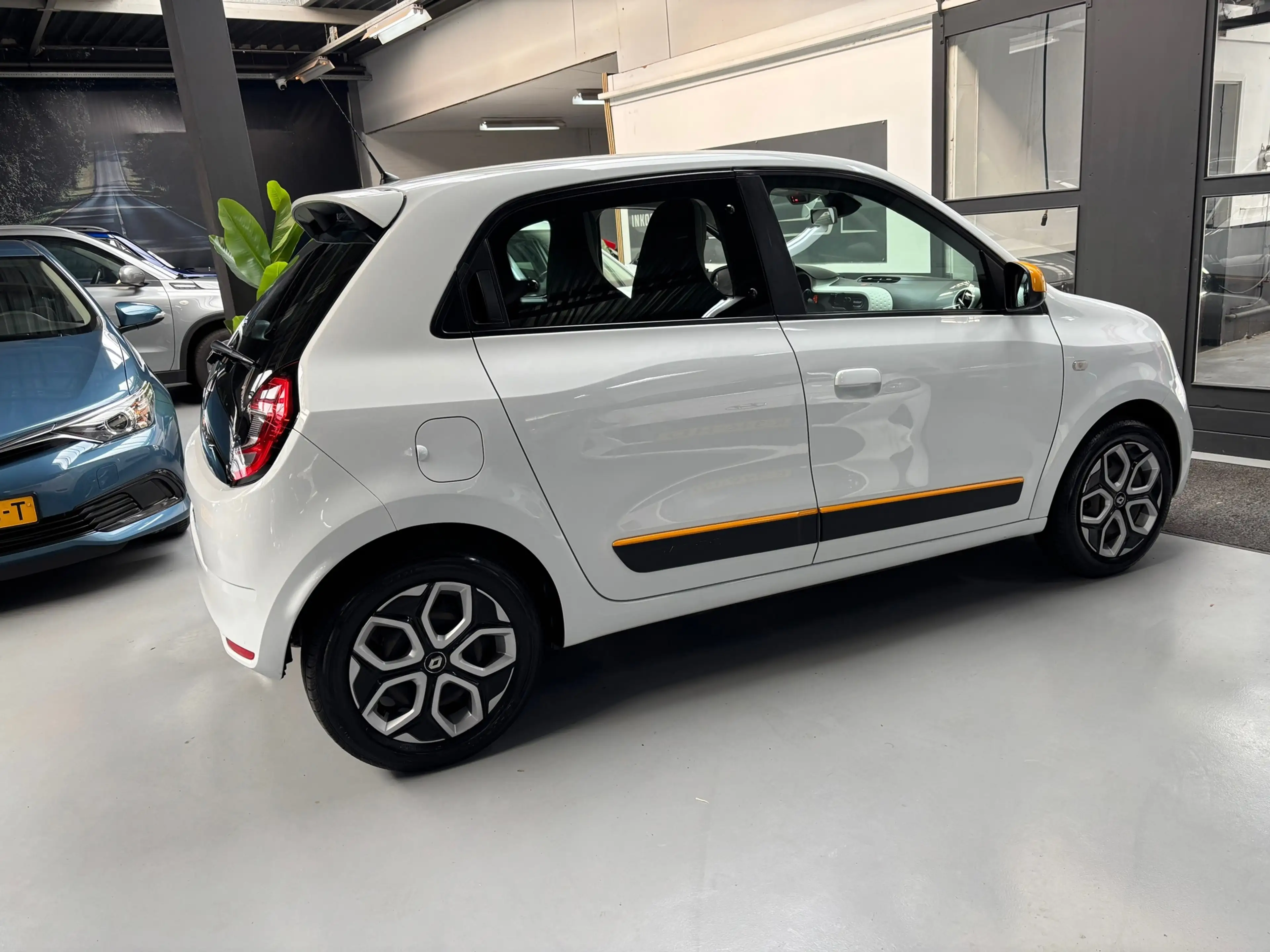 Renault Twingo 1.0 SCe Collection / Airco — photo 6