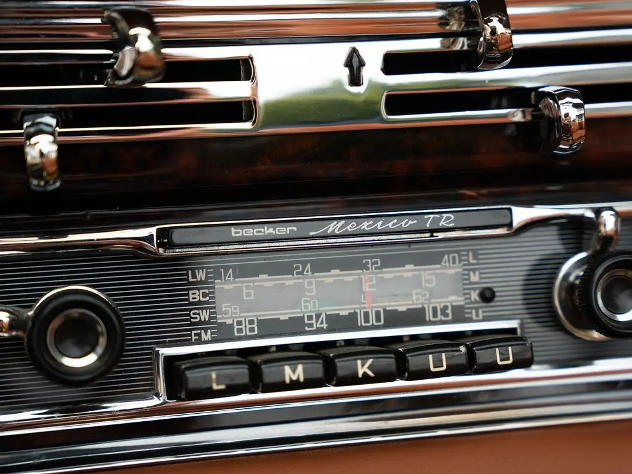 Mercedes-Benz 300 SE Cabrio Frame off Neuwagenzustand, foto 12