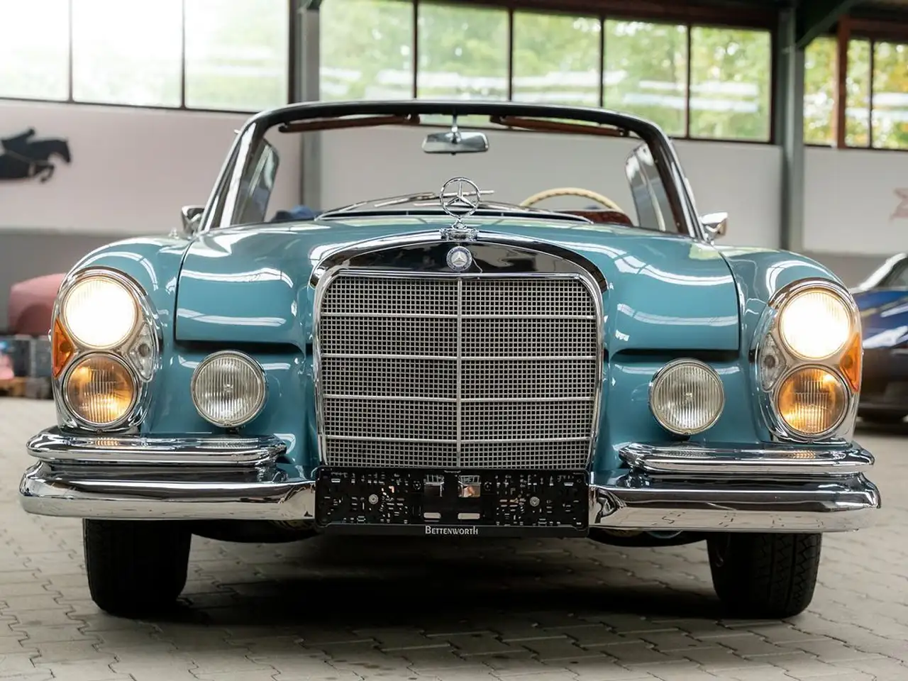 Mercedes-Benz 300 SE Cabrio Frame off Neuwagenzustand, foto 9