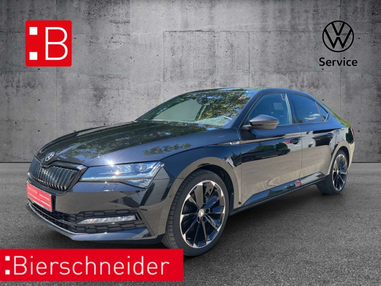 Skoda Superb 2023 — 1.4 TSI DSG iV Sportline STANDH. AHK 19 ACC MATRIX