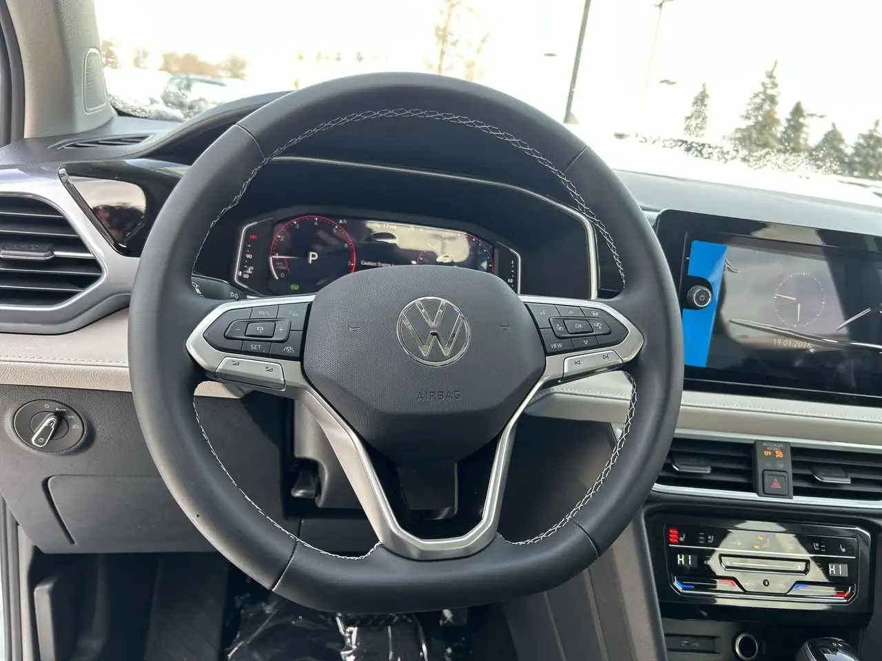Volkswagen Taos снимка Volkswagen Taos