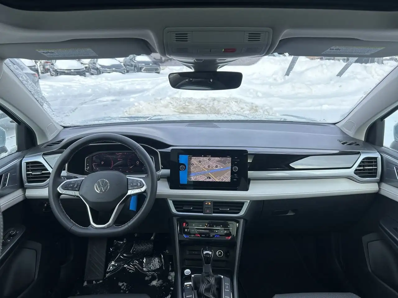 Volkswagen Taos снимка Volkswagen Taos