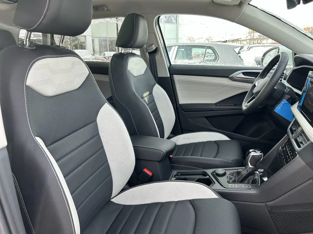 Volkswagen Taos снимка Volkswagen Taos