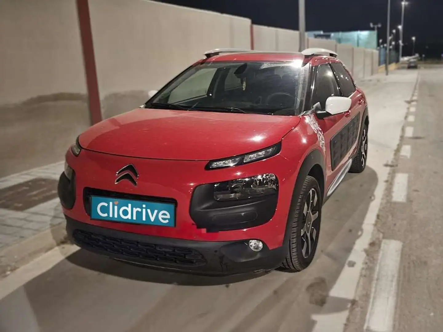 Citroen C4 Cactus 1.6 BlueHDi Shine 100 Rouge - 2