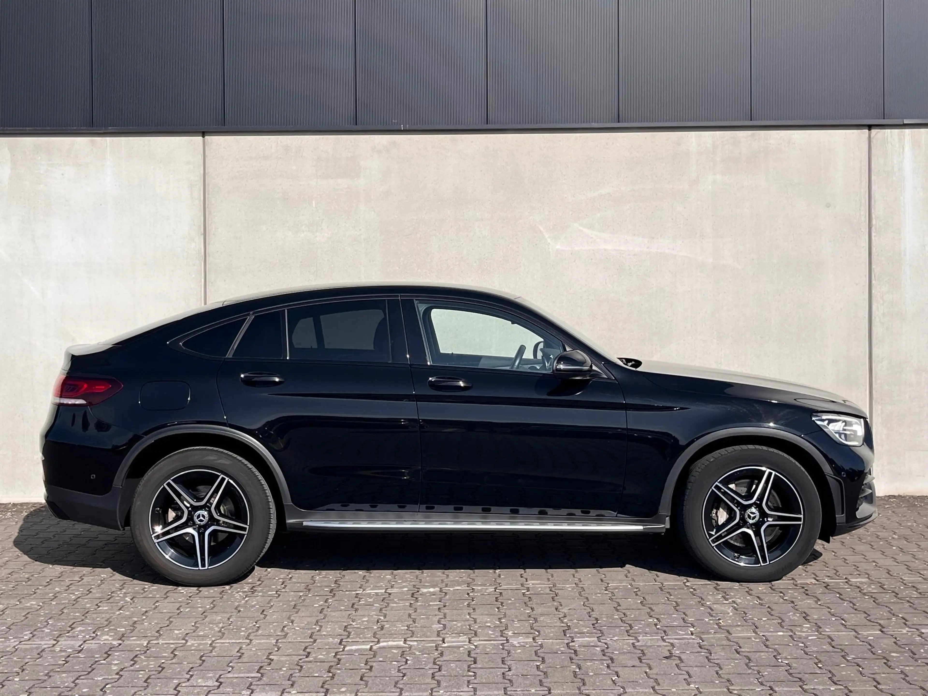 Mercedes-Benz GLC 200 Coupé d — photo 4