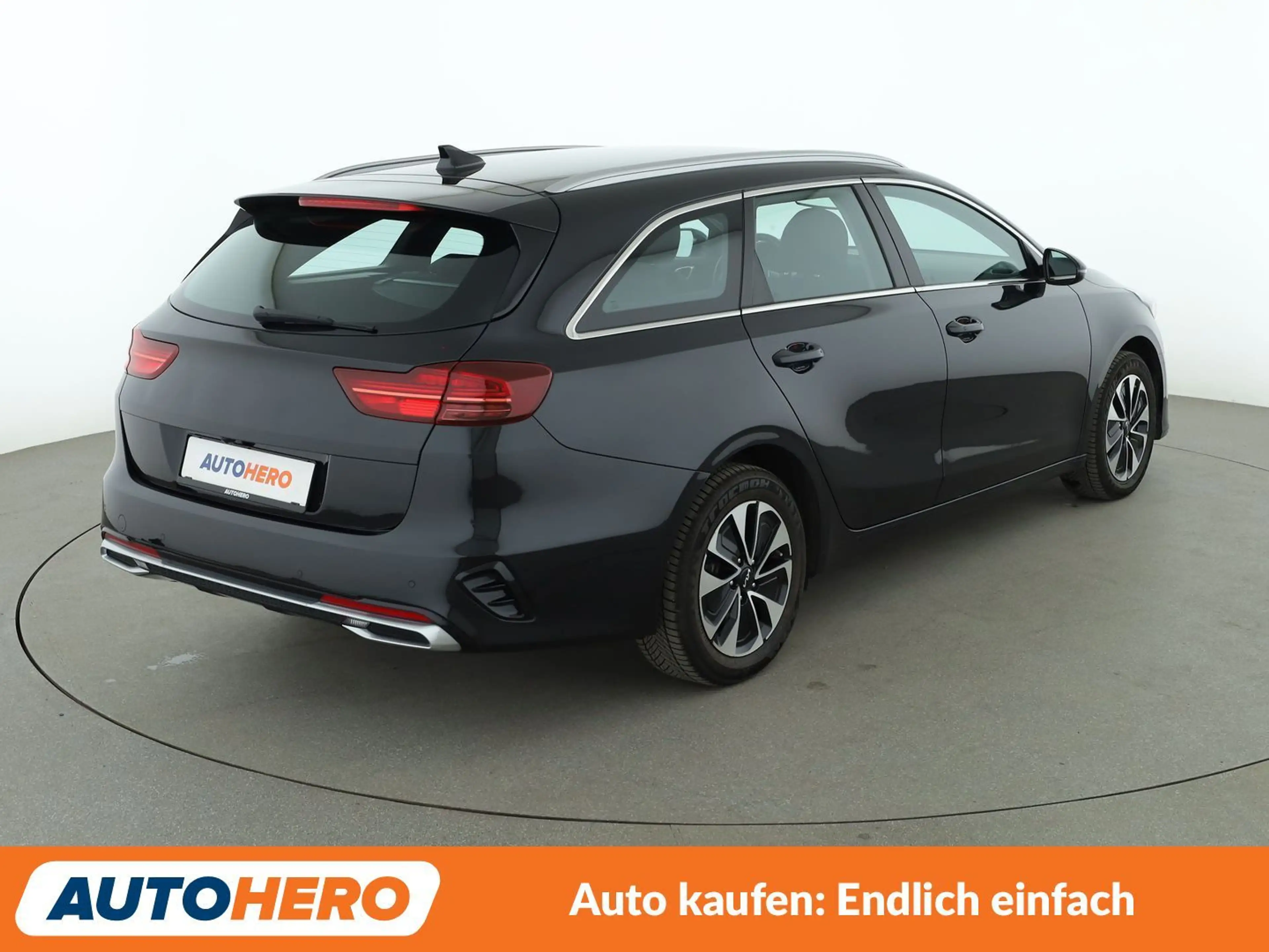 Kia Ceed / cee'd 1.6 Plug-in Hybrid Platinum Edition Aut.SPUR*ACC* — photo 6