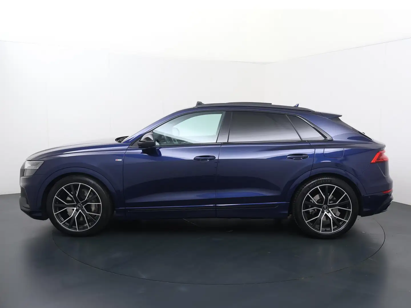 Audi Q8 55 TFSI e quattro Pro Line | 381 PK | SoH 97% | Au Blau - 2