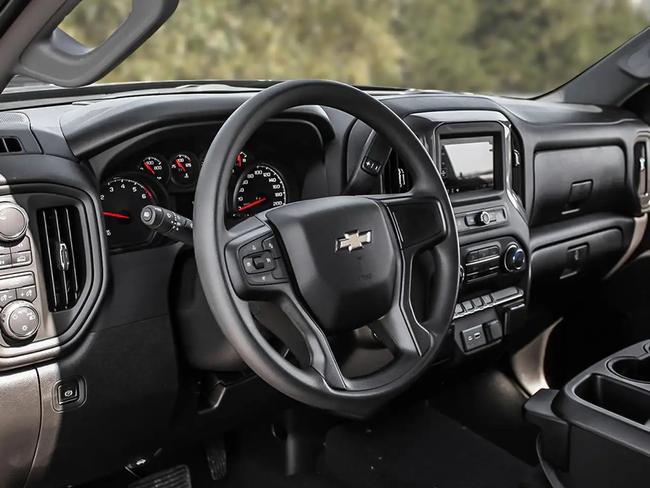 Chevrolet Silverado 1500 снимка Chevrolet Silverado 1500