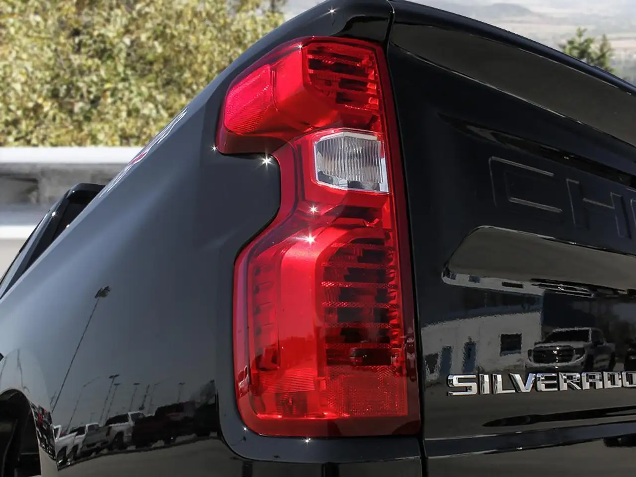 Chevrolet Silverado 1500 снимка Chevrolet Silverado 1500