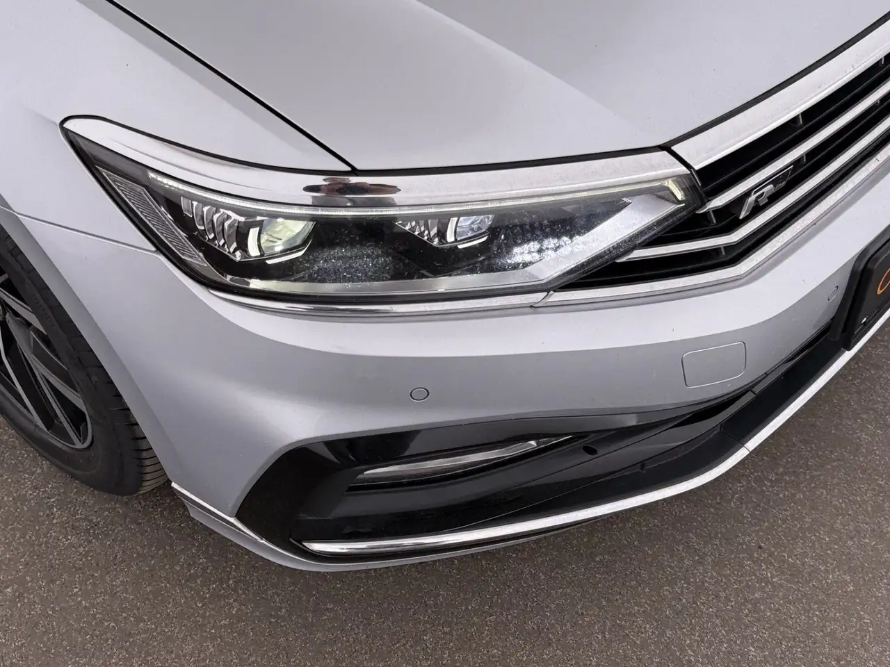 Volkswagen Passat 2.0 TDI Business Aut MATRIX RADAR, миниатюра 12
