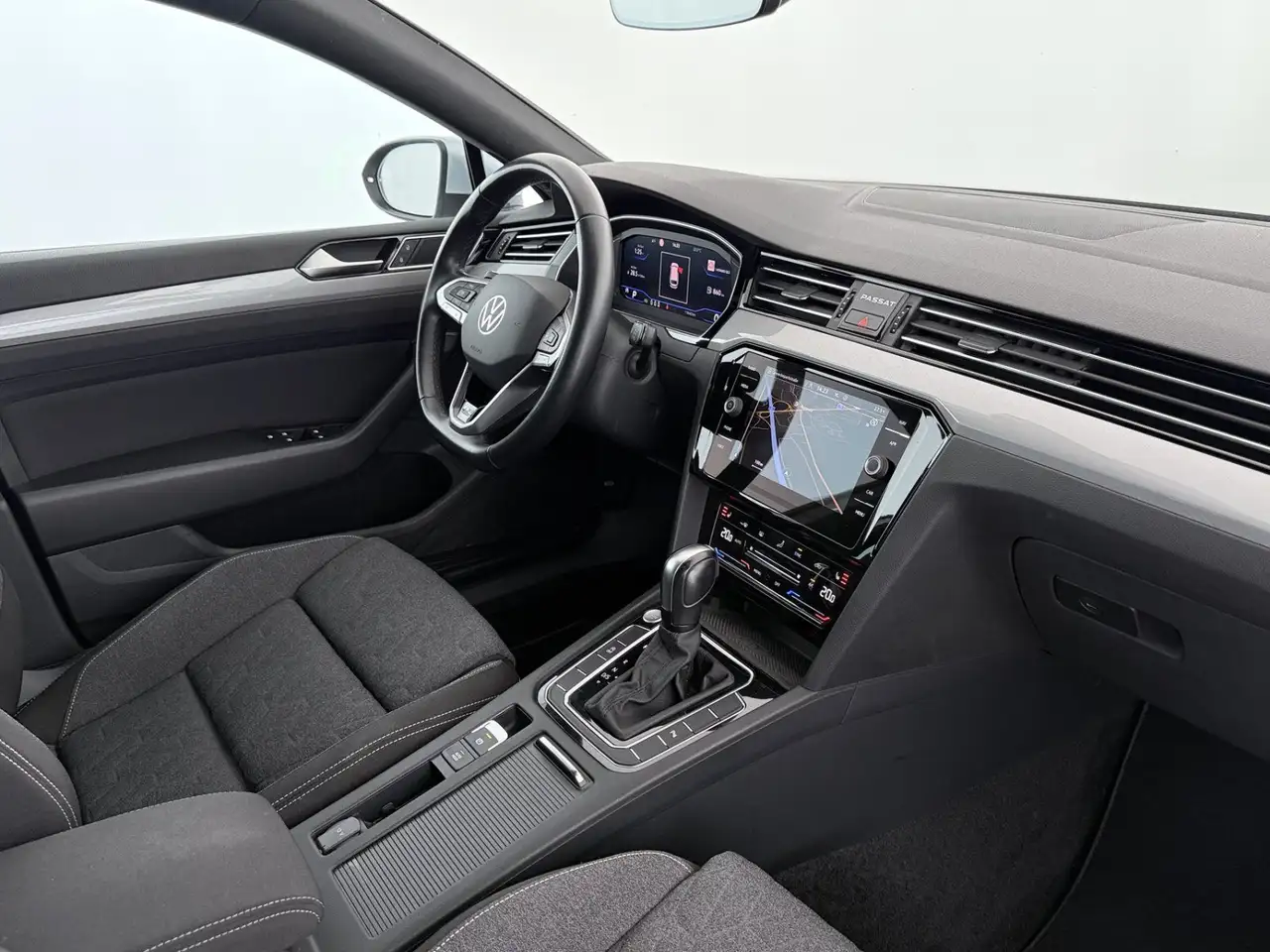 Volkswagen Passat 2.0 TDI Business Aut MATRIX RADAR, миниатюра 14
