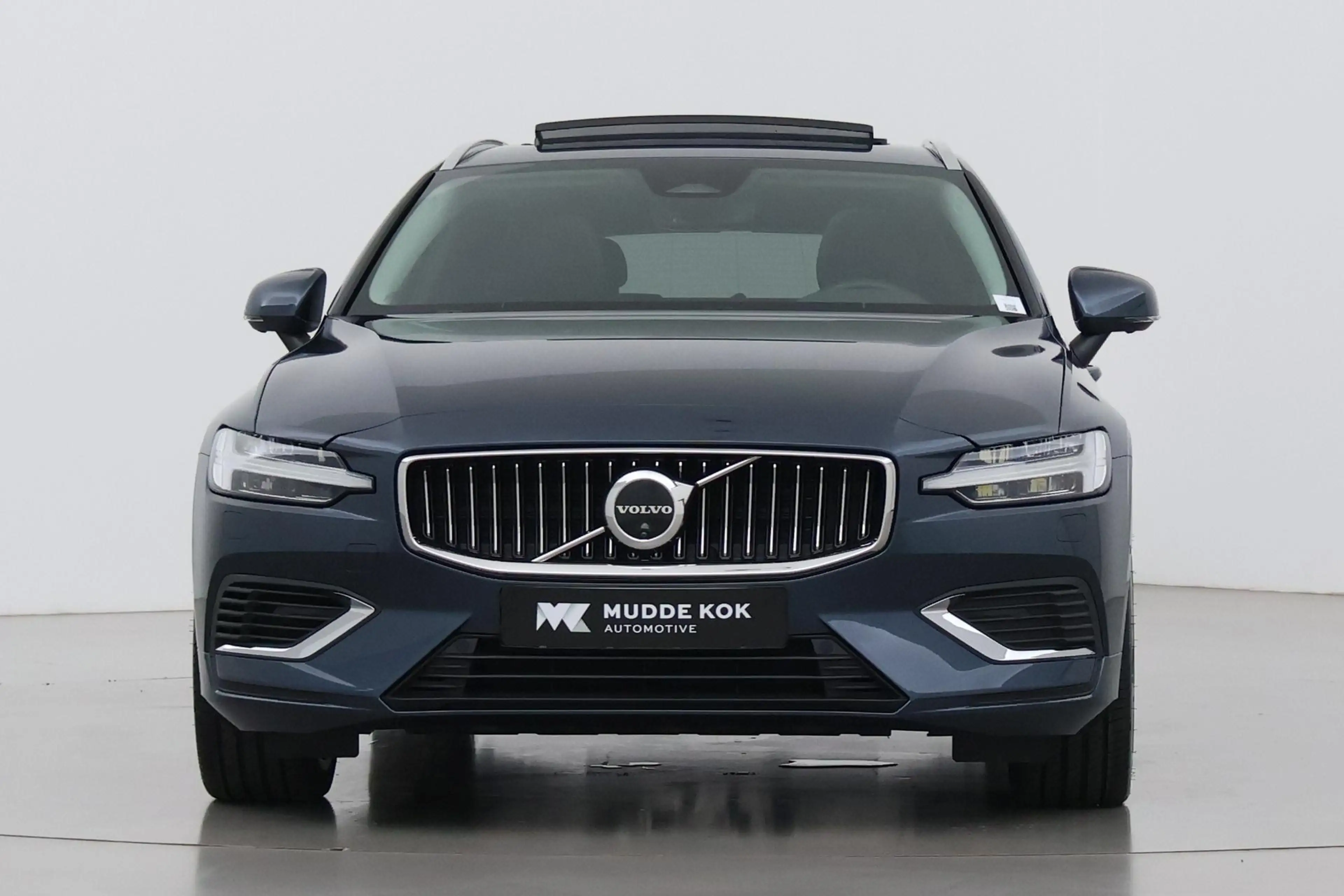 Volvo V60 T6 Plus Bright | Pilot Assist | Panoramadak | Harm — photo 16