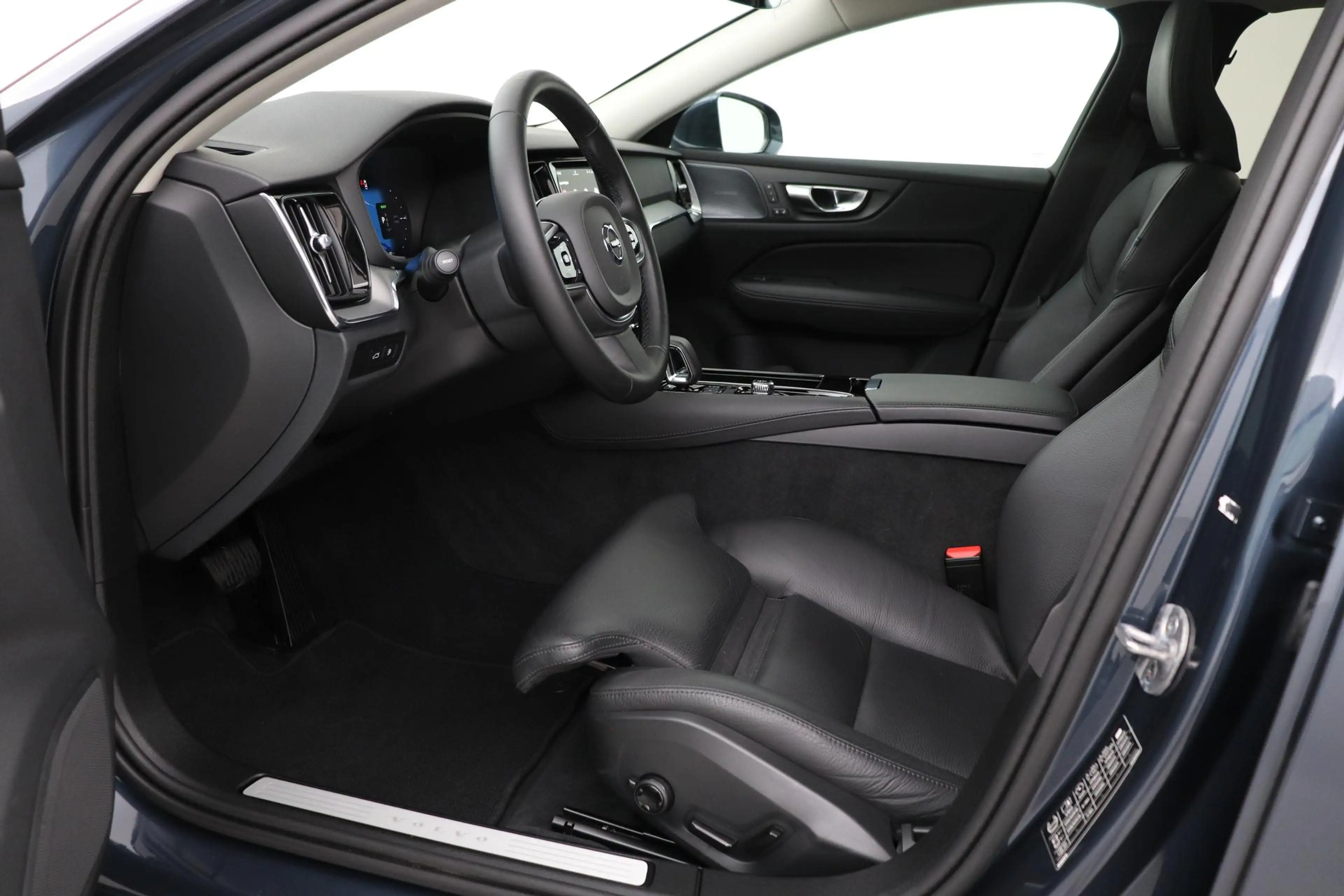 Volvo V60 T6 Plus Bright | Pilot Assist | Panoramadak | Harm — photo 3