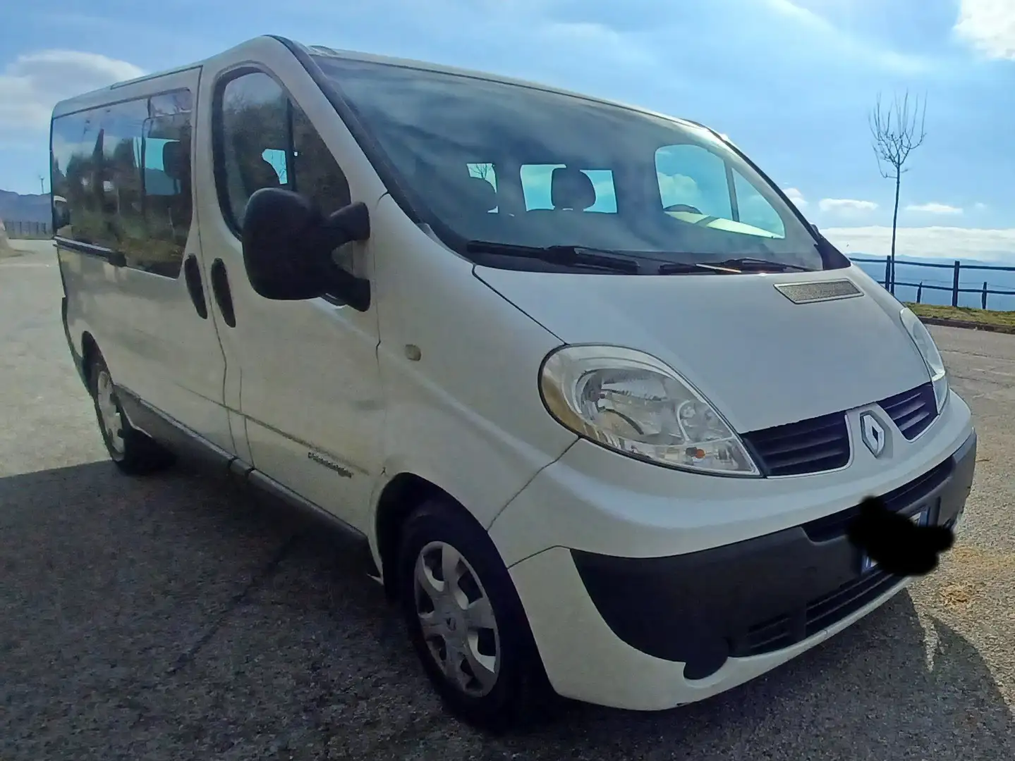 Renault TRAFIC Wit - 1