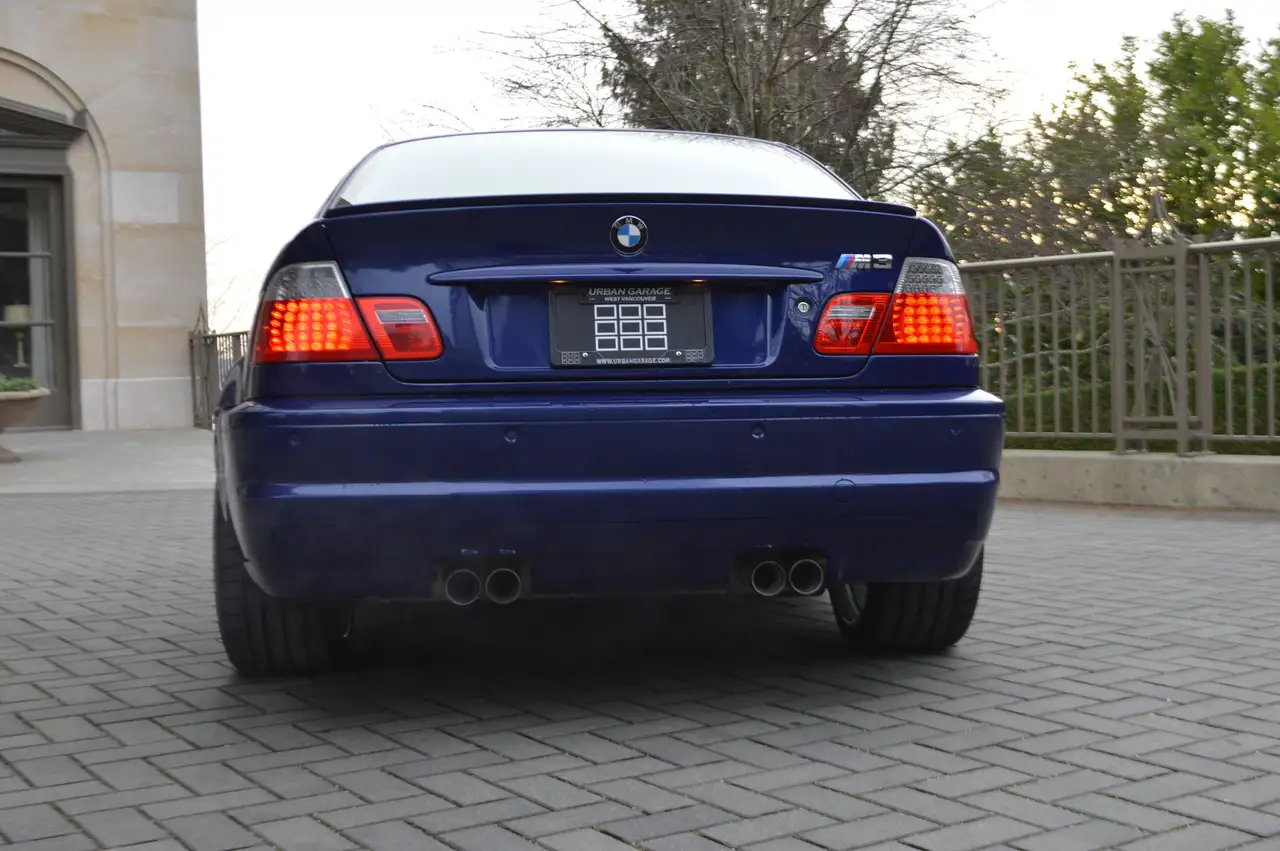 BMW 3 Series снимка BMW 3 Series