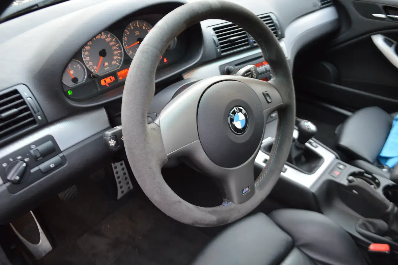BMW 3 Series снимка BMW 3 Series
