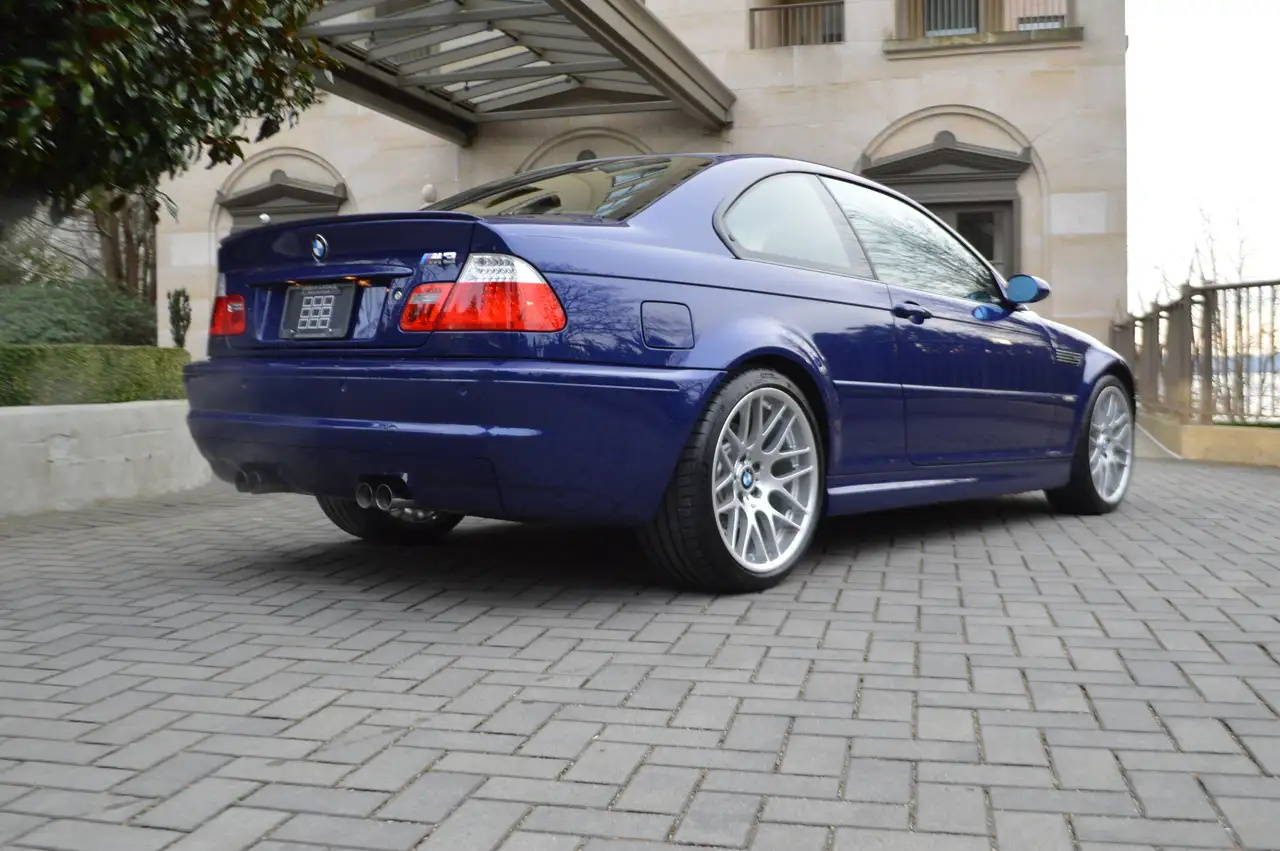 BMW 3 Series снимка BMW 3 Series