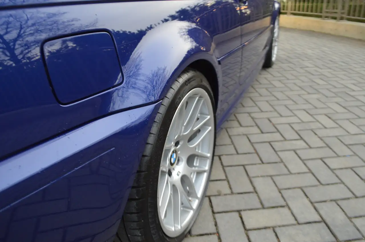 BMW 3 Series снимка BMW 3 Series