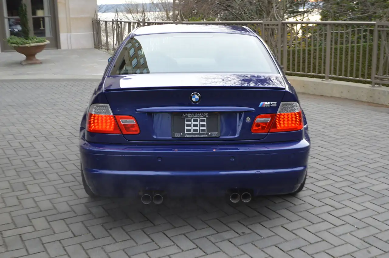 BMW 3 Series снимка BMW 3 Series