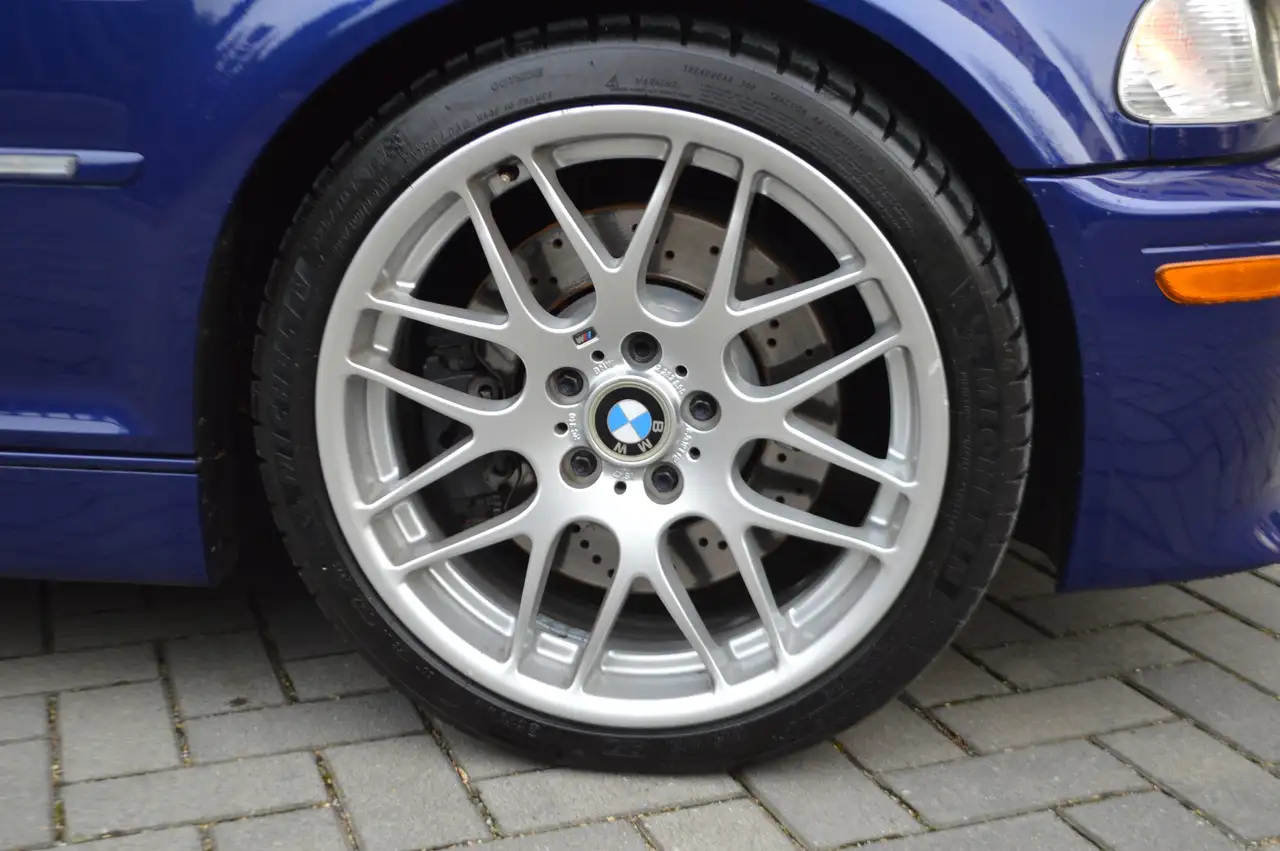 BMW 3 Series снимка BMW 3 Series