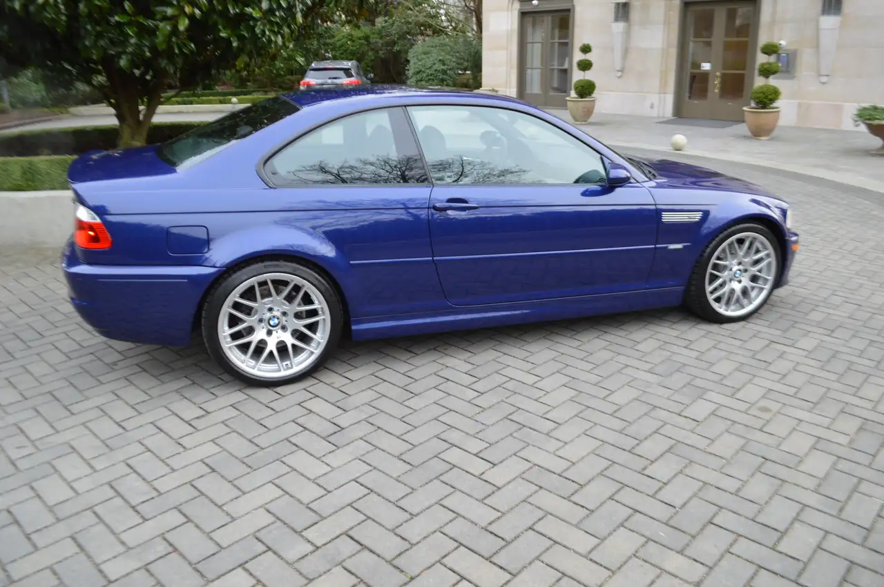 BMW 3 Series снимка BMW 3 Series