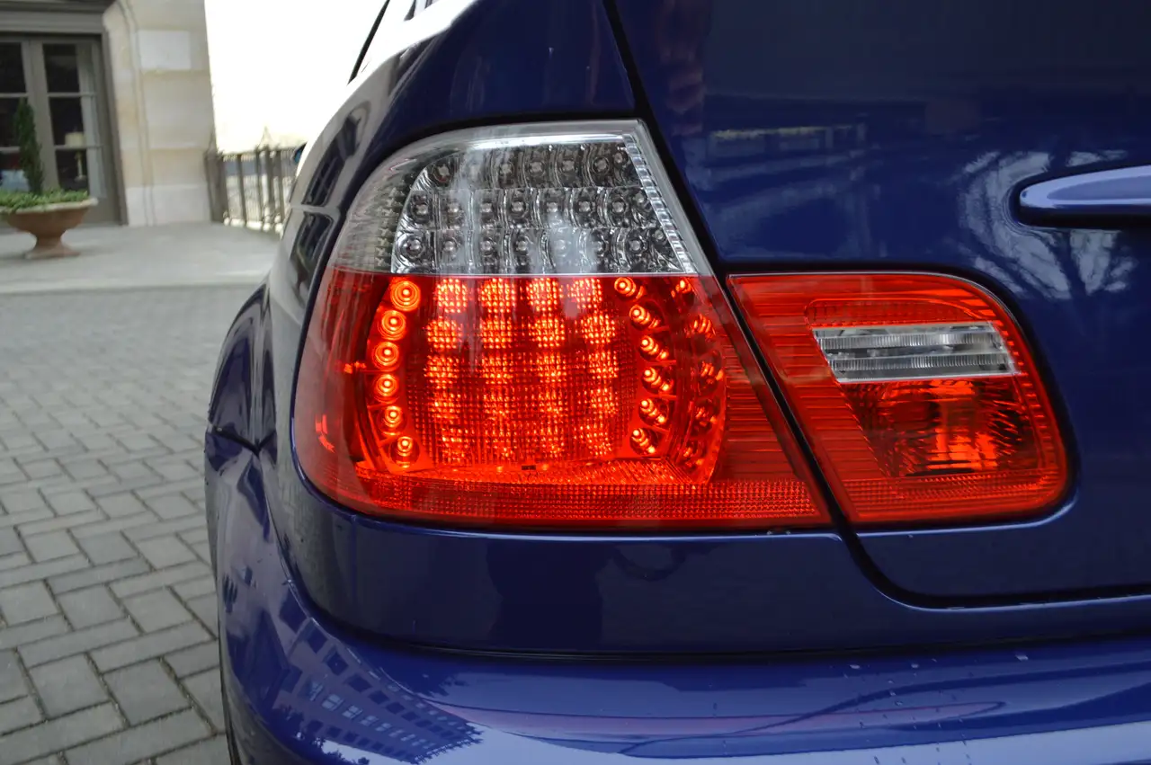 BMW 3 Series снимка BMW 3 Series