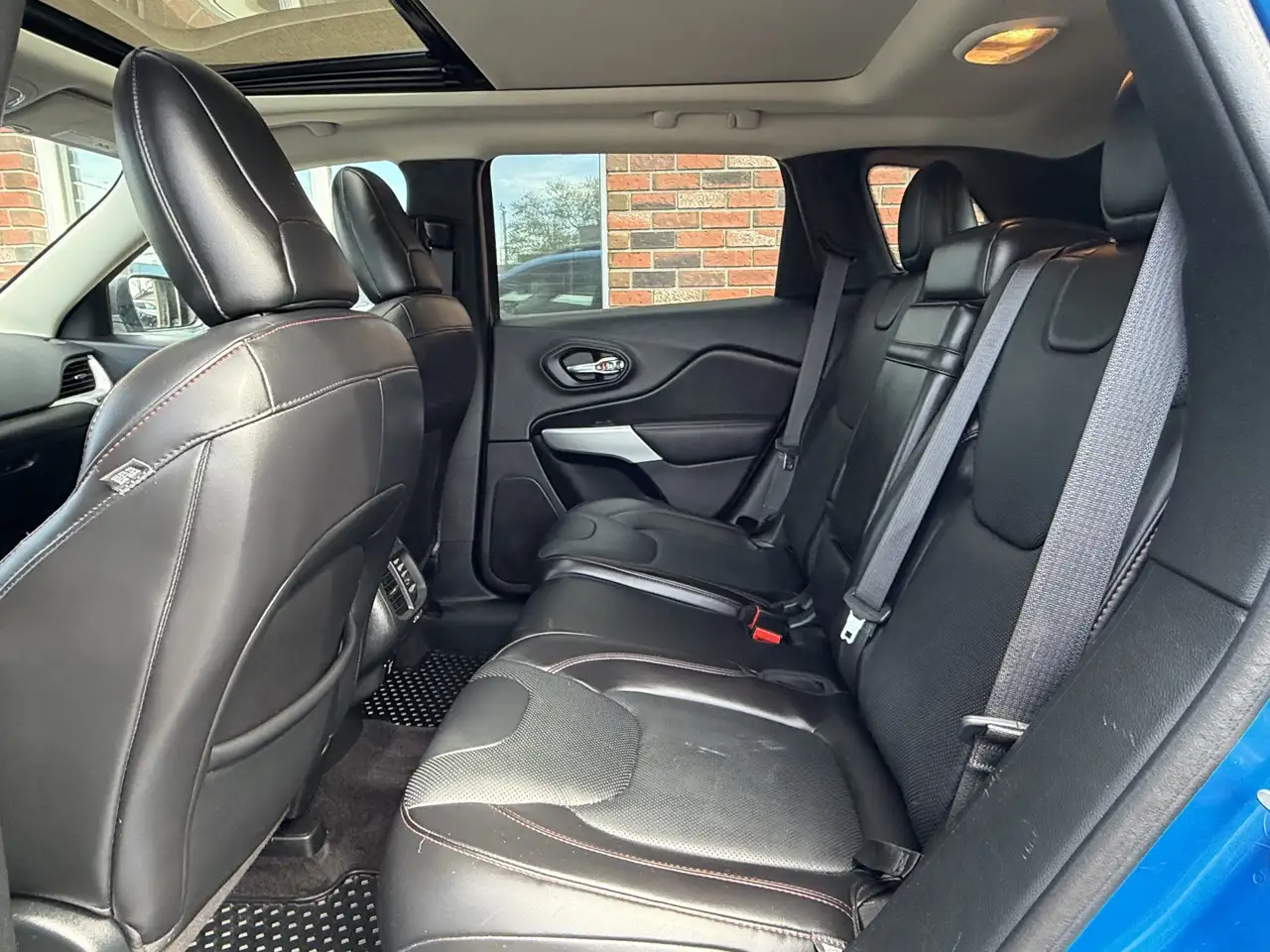 Jeep Cherokee fotografie Jeep Cherokee