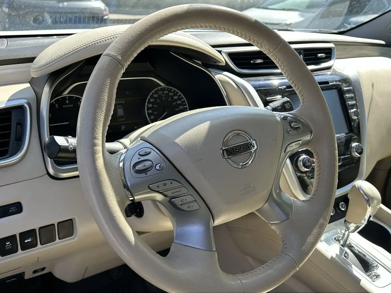 Nissan Murano снимка Nissan Murano