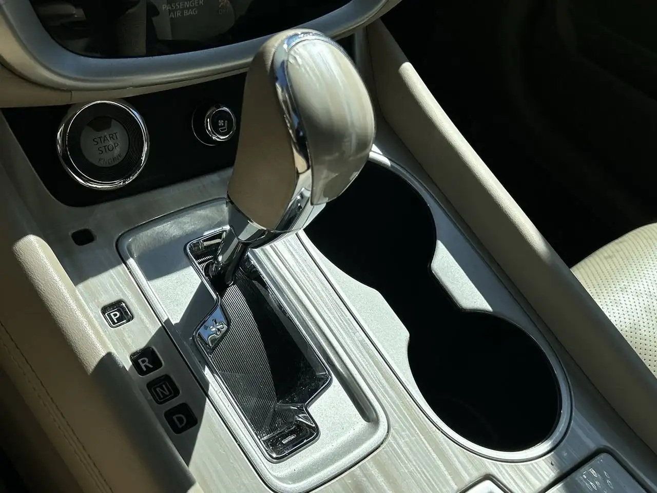 Nissan Murano снимка Nissan Murano