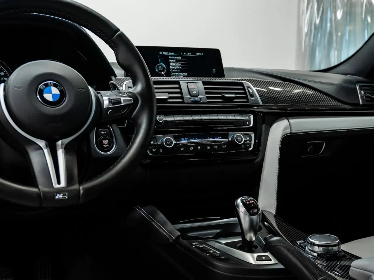 BMW M3 снимка BMW M3