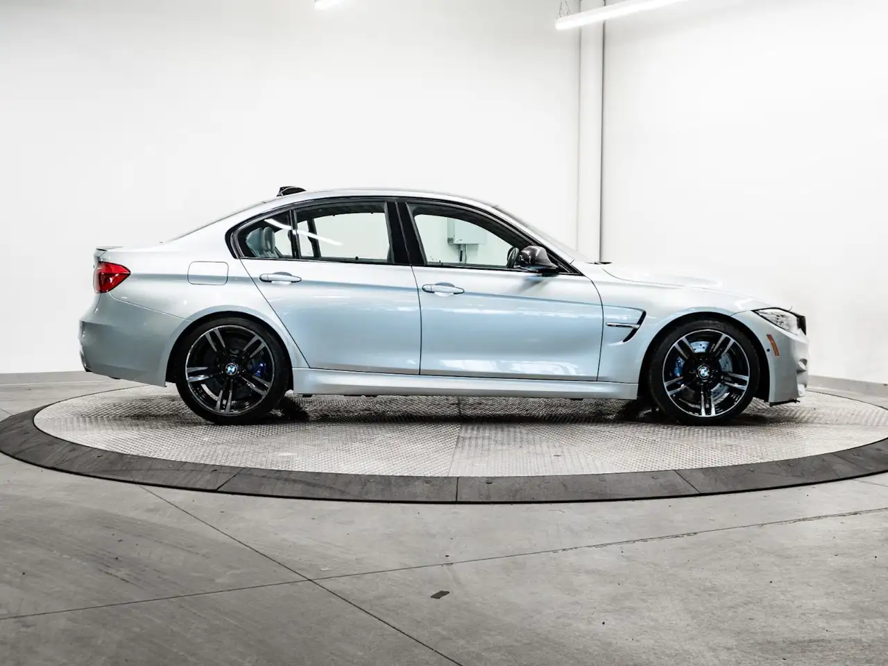 BMW M3 снимка BMW M3
