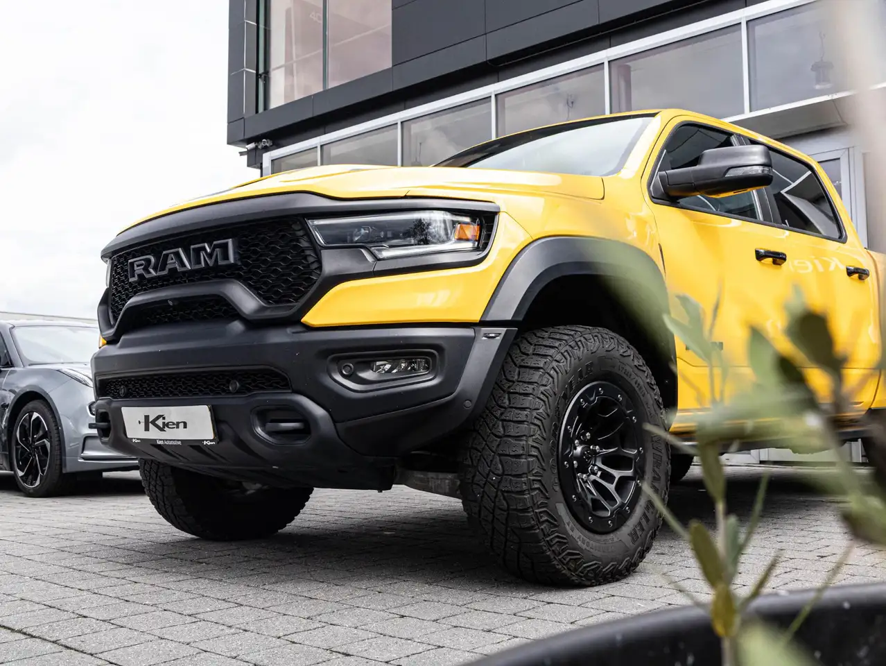 Dodge RAM 2023 — фото 12