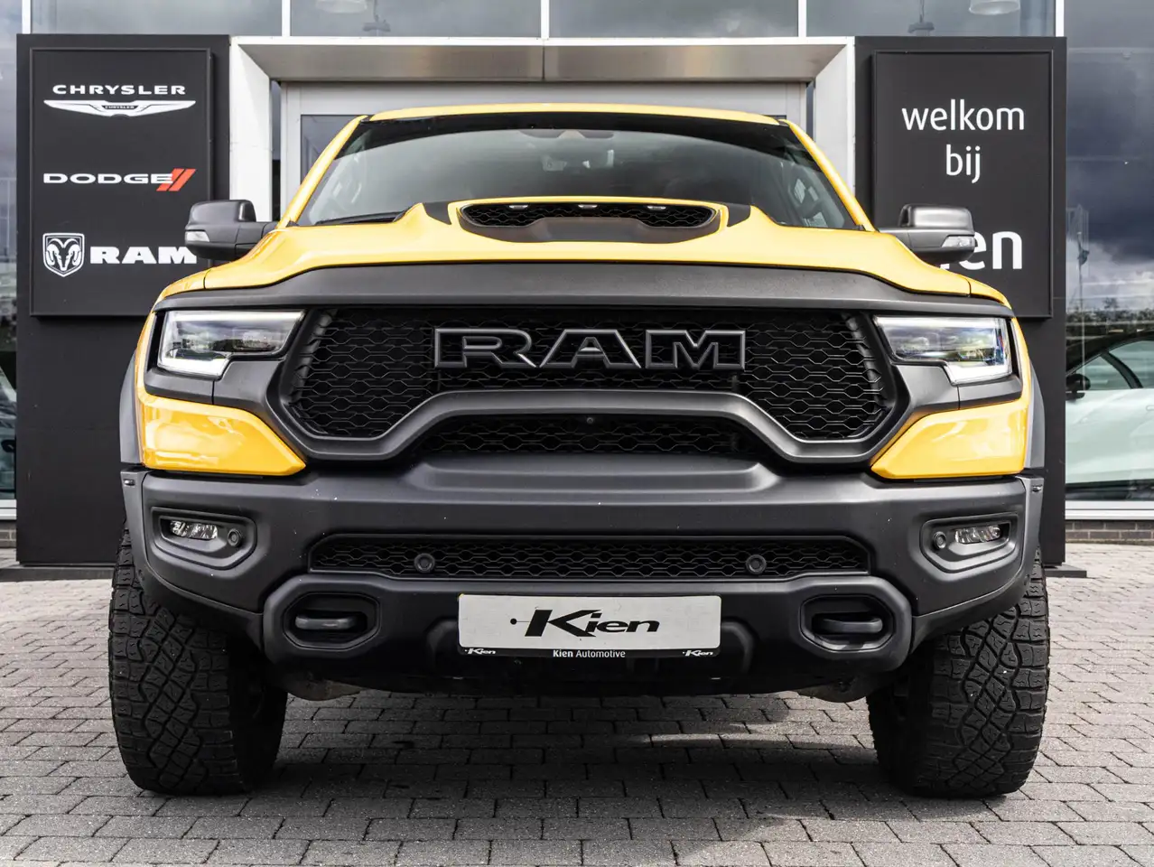 Dodge RAM 2023 — фото 11