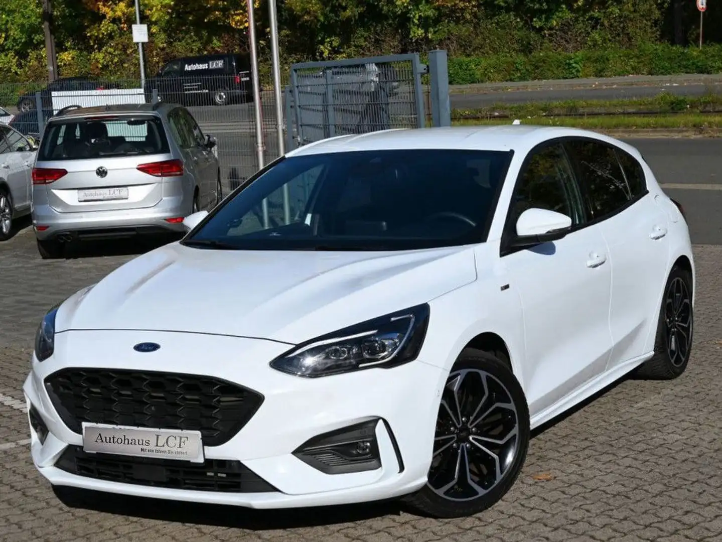 Ford Focus Lim. 1.5 EcoBoost ST-Line CarPlay Cam LED Weiß - 2
