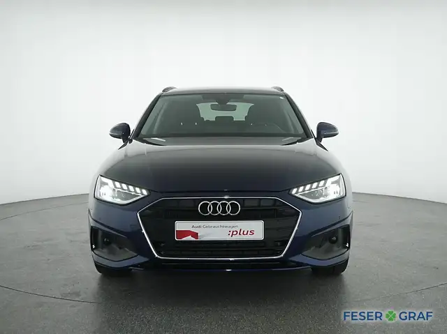 Audi A4 view 12
