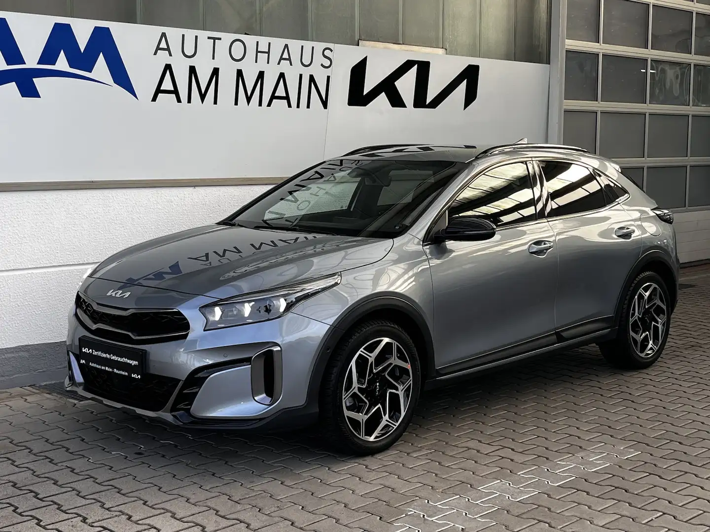 Kia XCeed 1.6T DCT GT LINE | LEDER Silber - 2