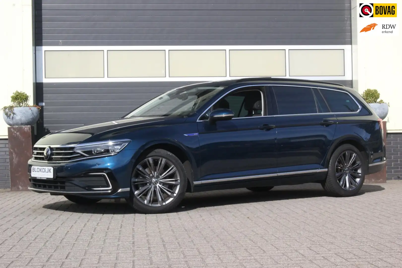 Volkswagen Passat Variant 1.4 TSI GTE Business | Trekhaak | Virtual Cockpit Bleu - 1