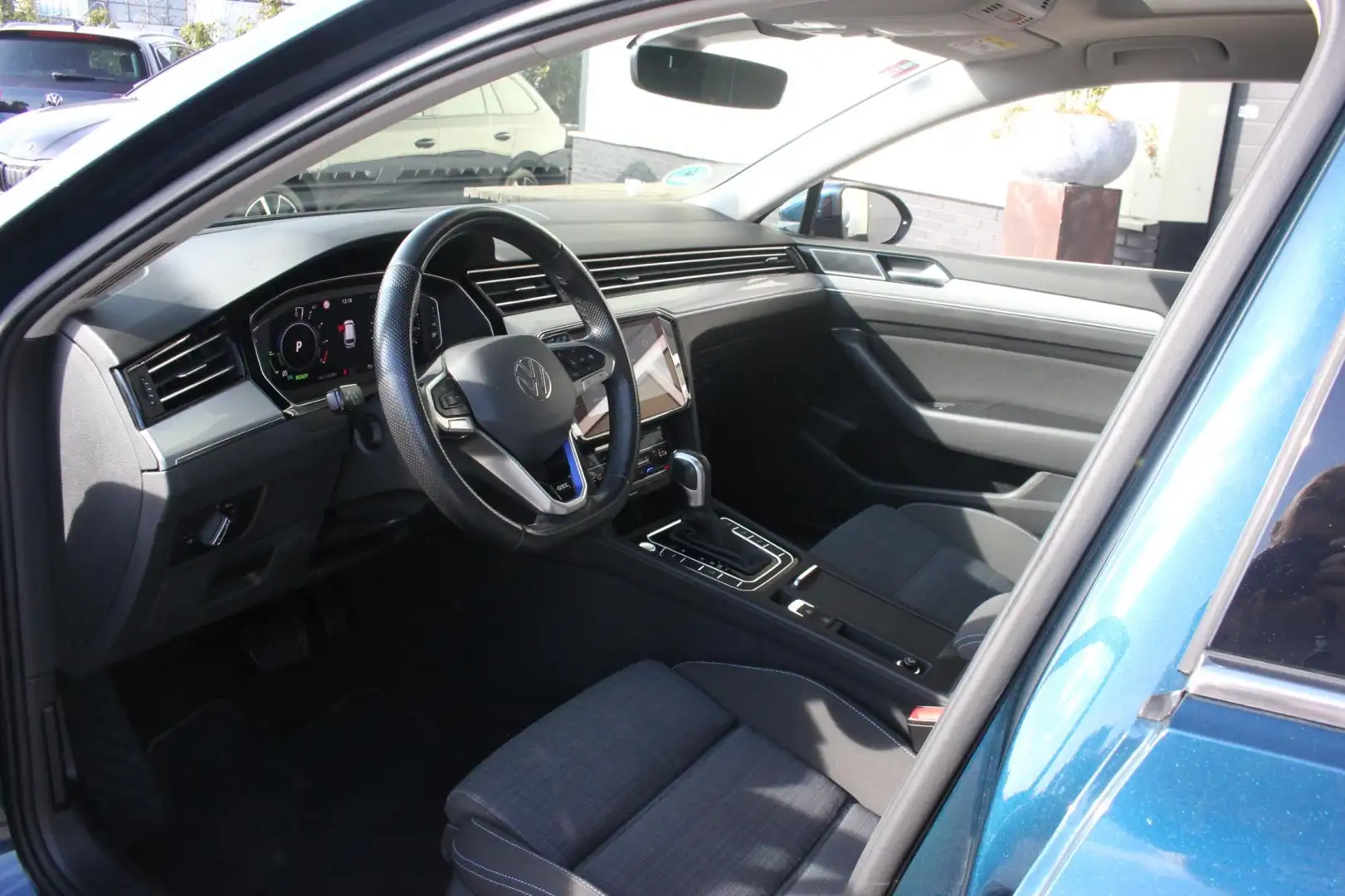 Volkswagen Passat Variant 1.4 TSI GTE Business | Trekhaak | Virtual Cockpit Bleu - 2