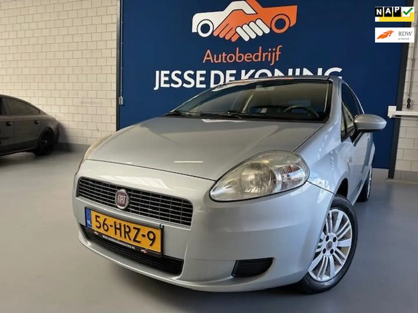 Fiat Grande Punto 1.2 Dynamic,bj.2009,kleur:grijs ! Airco,Sportvelge Grijs - 1